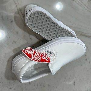 Vans kids classic slip on true white